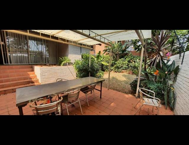 3 BEDROOM PROPERTY TO RENT IN MUCKLENEUK